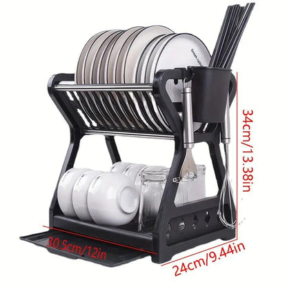 Escorredor de pratos de dois andares com suporte para talheres e copos, projetado para economizar espaço e manter a cozinha organizada. Design prático e resistente, perfeito para otimizar a rotina doméstica e facilitar a secagem dos utensílios